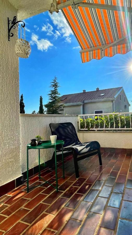 Summer Home Natali Punat Exterior foto