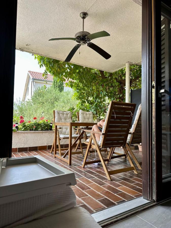 Summer Home Natali Punat Exterior foto